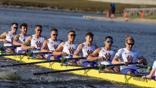 UW men's varsity eight vs Harvard at Sarasota 2025