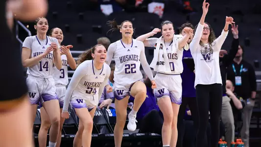 Bench celebration BTT First Round