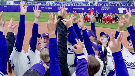 Washington Softball Team Postgame Celebration vs. Wisconsin