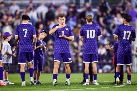 The University of Washington mens soccer team plays Michigan State in September 12, 2025. (Photography by Blake Dahlin/Red Box Pictures)