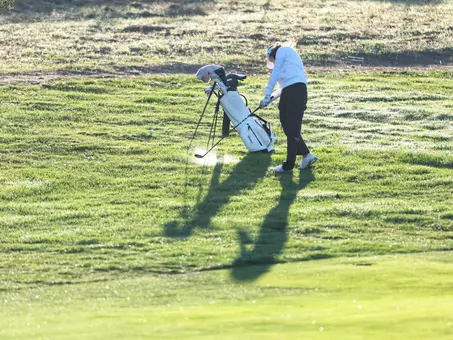 WGOLF action shot Amber Li
