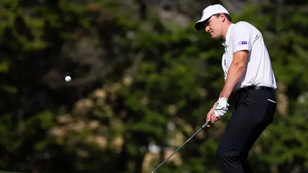 Grady Millar chips the ball out of the rough