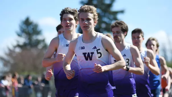 Tyrone Gorze leads several Huskies in the 1,500-meters