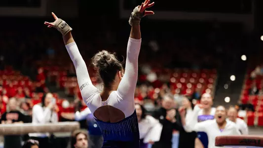 GYM: Lilly Tubbs Vault