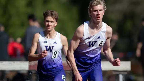 Cruize Corvin and Isaac Briggs racing the steeplechase