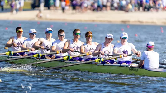 a uw eight-oared men's crew rows at the Sarasota 2K in 2026 in Sarasota, Fla.