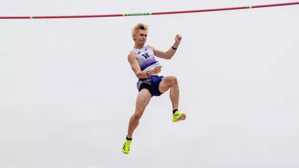 James Rhoads flying in the pole vault at the Texas Relays