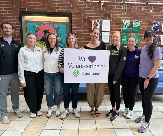UW staff volunteering at Treehouse