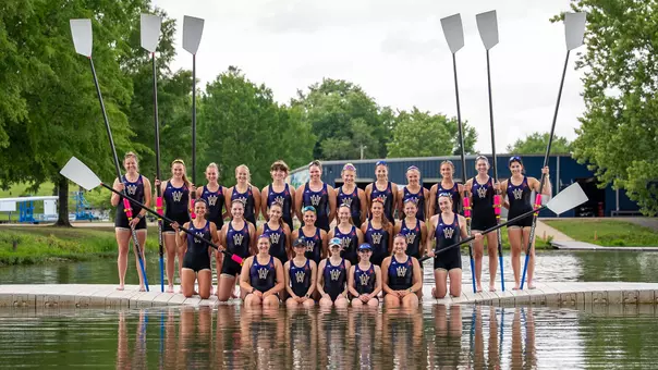 University of Washington women's rowing 2026 team photo