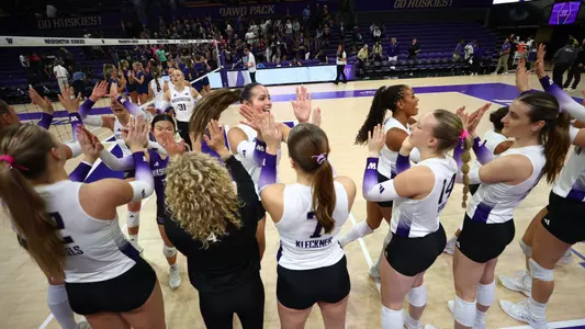 Huskies celebrate their win over UC Irvine