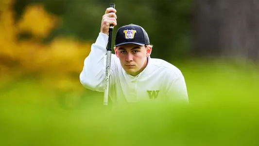 Grady Millar reads a putt during the first round of the Sahalee Players Championship