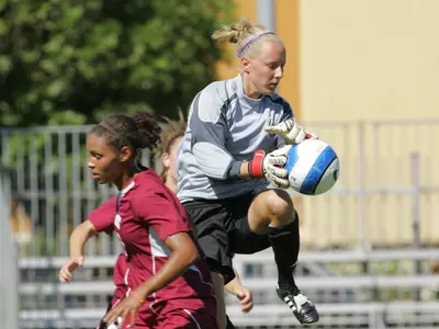 Ducks Defeat WSU on Penalty Kick Goal