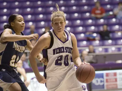 Thorderson Leads White to Intrasquad Win