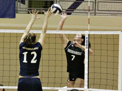 Wildcats Take Down Aggies 3-1