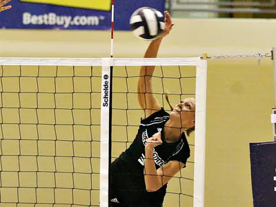 Utes Knock off Wildcats 3-1
