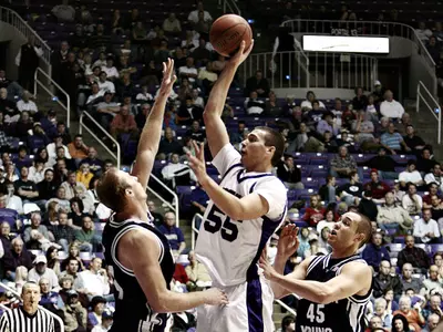 'Cats Struggle in BracketBuster Loss