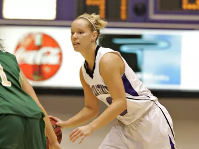 'Cats Down Grizzlies to End Streak