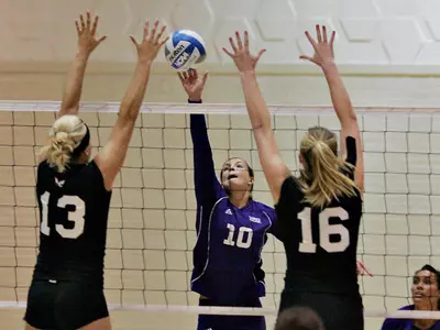 Wildcats Rally to Win 3-2 at Sacramento State