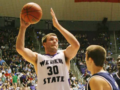 Wildcats Lead Start to Finish in an 86-54 win over Alaska-Anchorage in Shooutout Opening Round