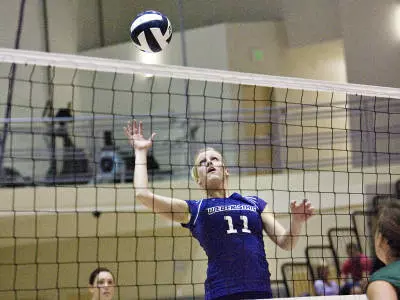 'Cats Swept 3-0 by Utah Valley