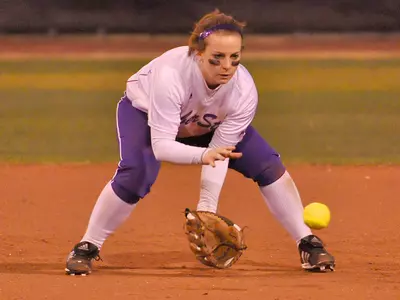 Red Storm Takes Doubleheader from WSU