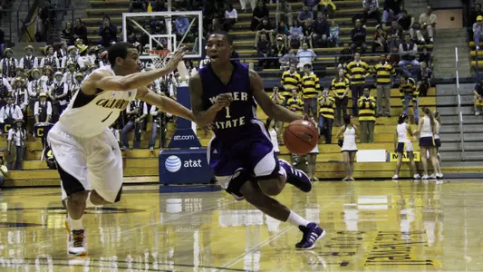 Lillard's 30 leads Wildcats to fifth straight win