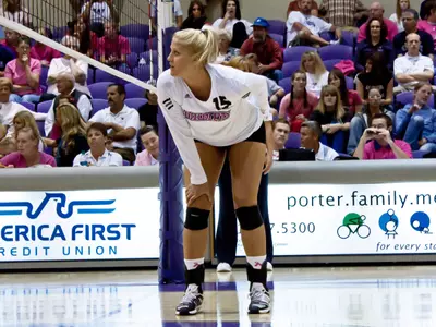 Wildcats drop final two matches at USU Invite