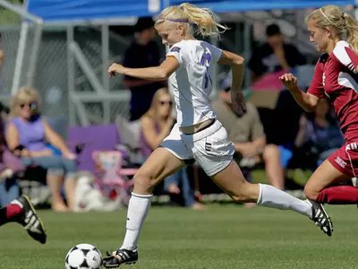 Wildcats offense comes alive in rout of Aggies