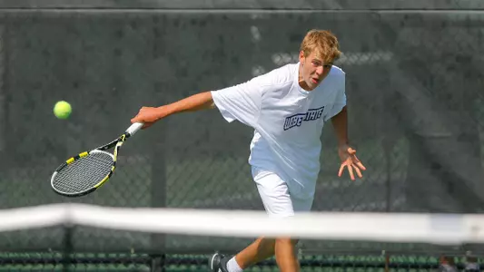 Five 'Cats Advance to Finals of Weber State Invite