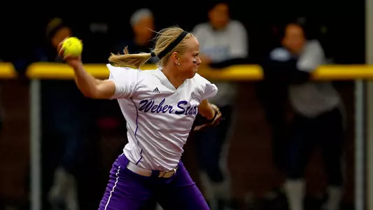 Wildcats split twinbill with Nevada Wolf Pack