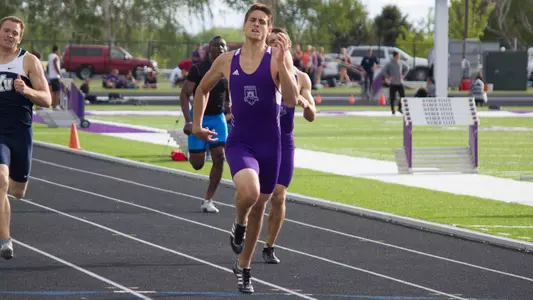 Track & field begins outdoor season in Las Vegas