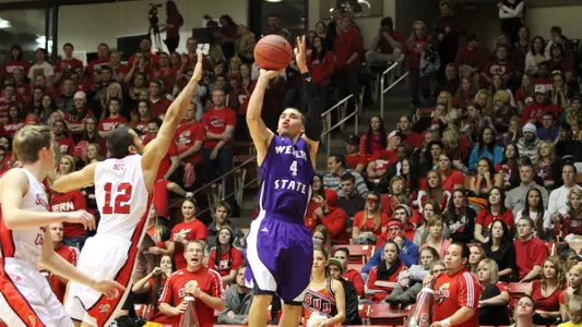 'Cats down Bengals 70-54 for seventh straight win