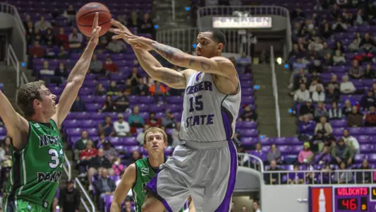 Wildcats beat UND 95-63 for fifth straight win