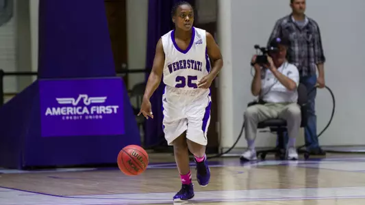 Career-Highs not Enough for Cats Against Hornets