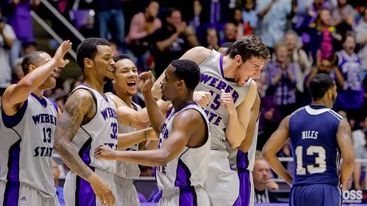Men's Basketball begins practice Oct. 11
