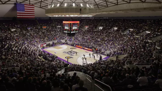 Men's basketball to hold walk-on tryouts