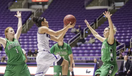 Wildcats battle back, but fall short to UND