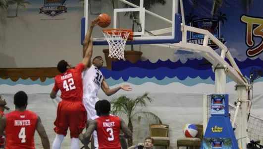 WSU falls to Illinois State at Paradise Jam