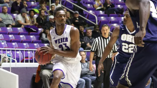 Late 3-pointers lift Wildcats past Oral Roberts