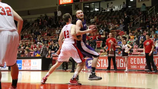 Wildcats drop second-straight road game