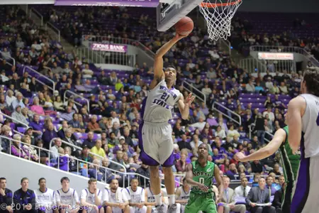 Wildcats beat UND 84-72 to remain in first place