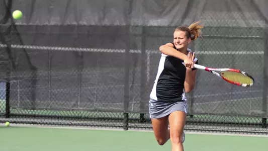 Wildcats Split Pair in Las Vegas