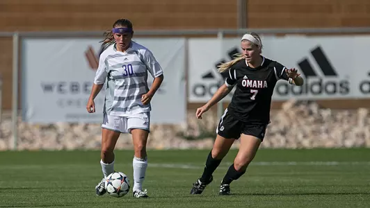 Women's soccer rolls past Omaha for first win