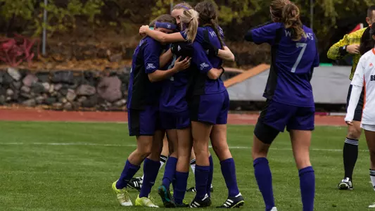 Wildcats scratch out road win over Bengals