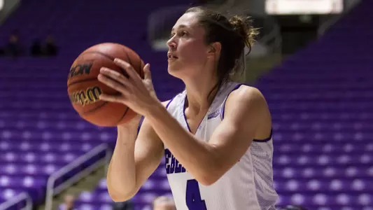 Wildcats fall to College of Charleston 50-42