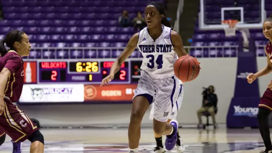 'Cats come from behind for last second 55-57 win