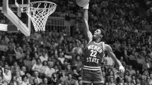 Weber State to retire the jersey of Bruce Collins