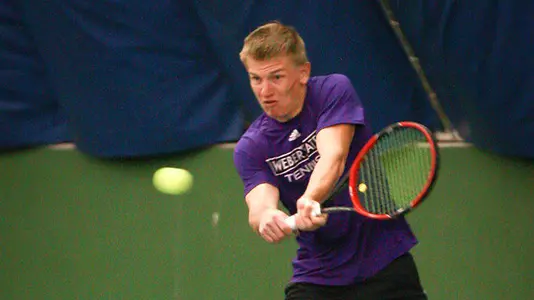 Wildcats down Grizzlies in close 4-3 match