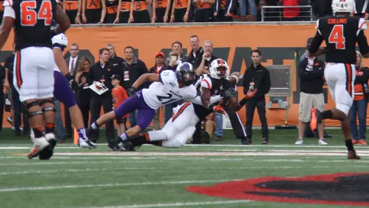 Beavers knock off Wildcats 26-7 in season opener