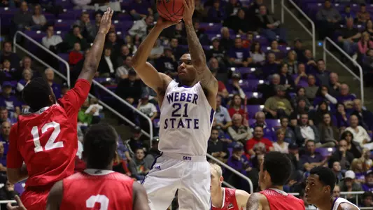 Weber State rolls past Southern Utah 77-50